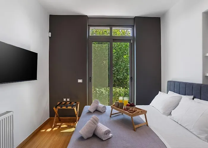 Seaview Serenity - Jacuzzi & Panoramic Views Apartamento