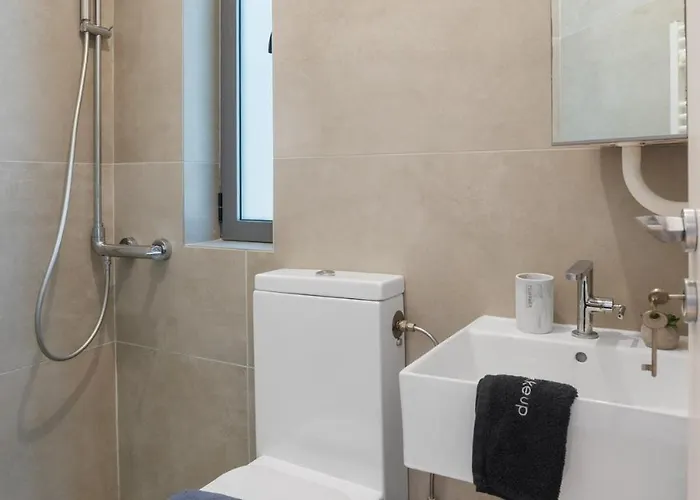 Seaview Serenity - Jacuzzi & Panoramic Views La Canea