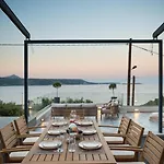 Seaview Serenity - Jacuzzi & Panoramic Views Apartman