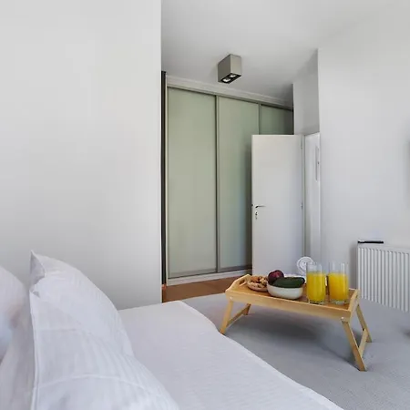 Seaview Serenity - Jacuzzi & Panoramic Views דירה *