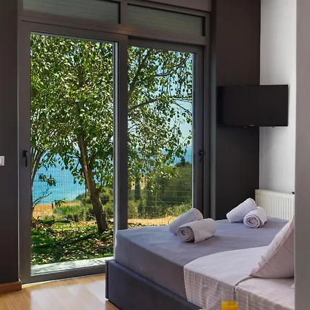 Seaview Serenity - Jacuzzi & Panoramic Views *