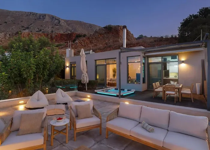 Seaview Serenity - Jacuzzi & Panoramic Views Apartament Chania (Crete)