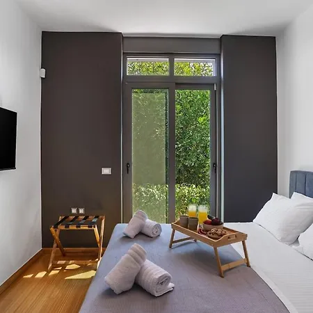 Seaview Serenity - Jacuzzi & Panoramic Views 아파트