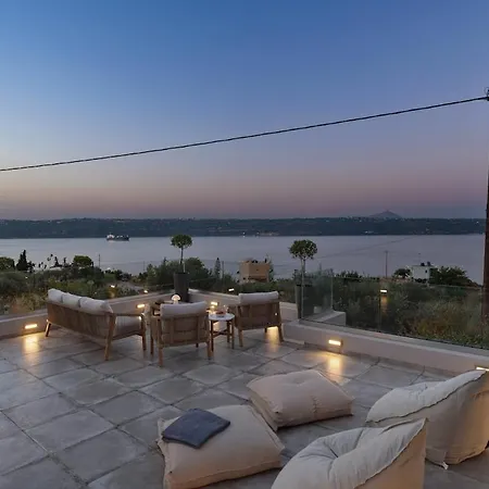 Seaview Serenity - Jacuzzi & Panoramic Views Χανιά